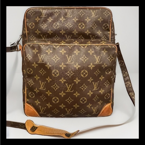 Pre love Vintage LOUIS VUITTON  mono Amazon GM Bag - Picture 3 of 17